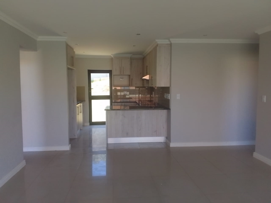 To Let 3 Bedroom Property for Rent in Winterstrand Eastern Cape